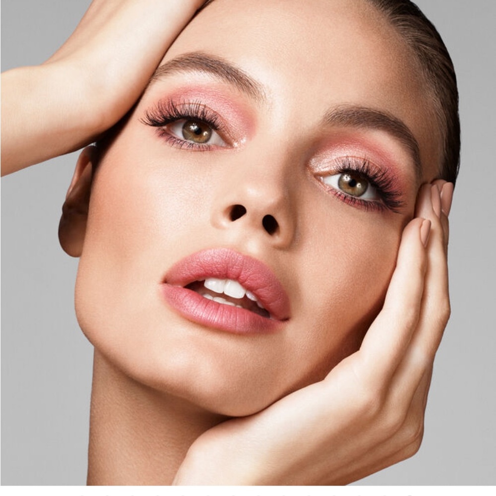 New Luminess Black Lashes and Mascara Set - Picture 4 of 10